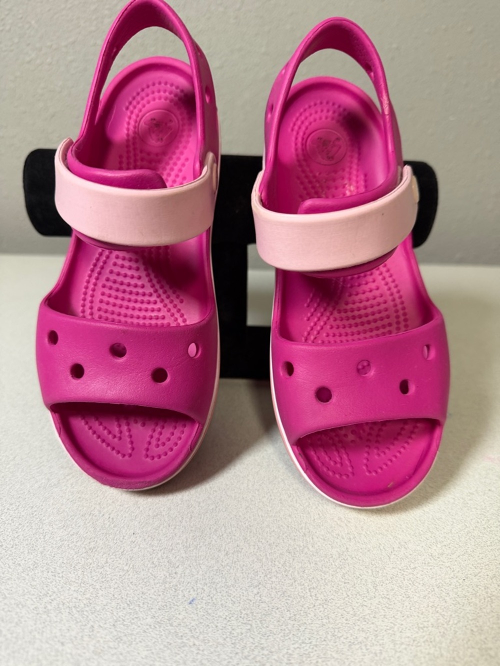 CROCS Kids Hot Pink Sandals with Light Pink Strap - Picture 2 of 7